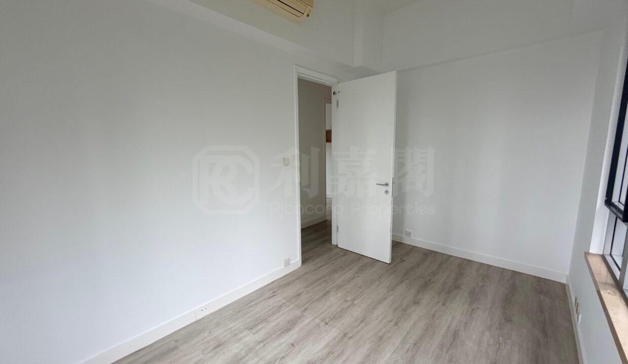 0d7dd2ab-06d9-4487-a1ba-365227416798