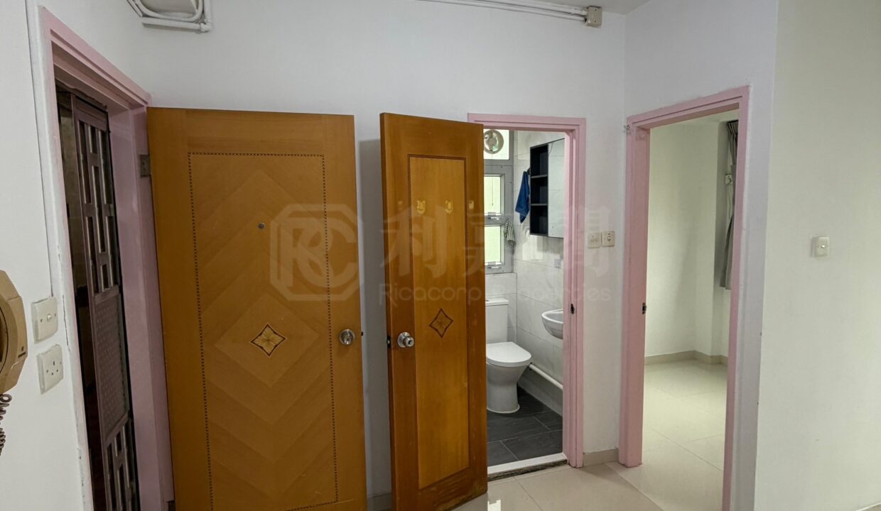 8106a1fe-b6e3-4f19-aa69-7443e8d35a1d.jpeg