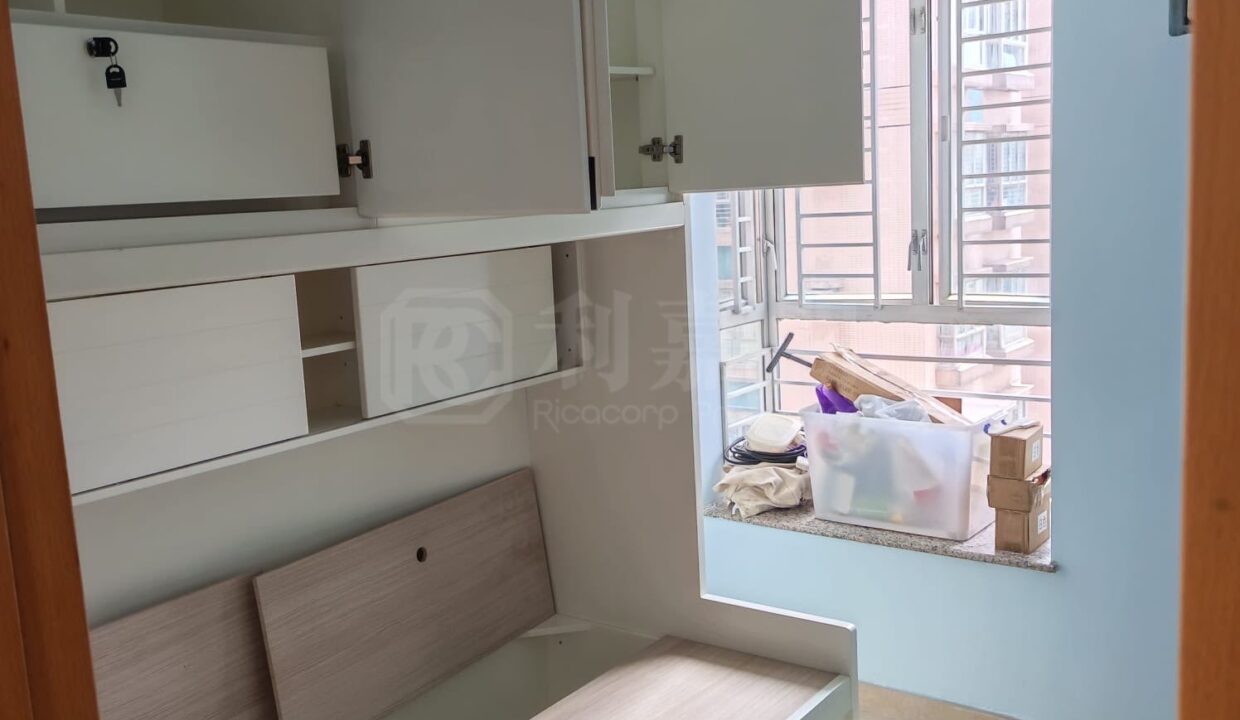 92f92a43-37fb-4289-bed2-1f096b8eac84.jpeg