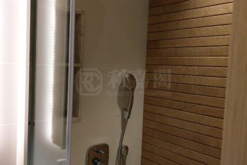 a609bca6-629a-40cf-ac77-dffd8ec9a597.jpeg