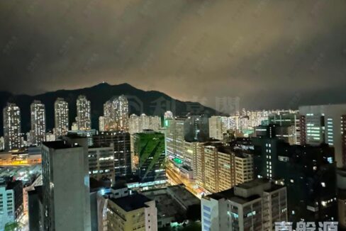 e02f8dd3-0069-4a3e-b359-e21a6f7440d5.jpeg