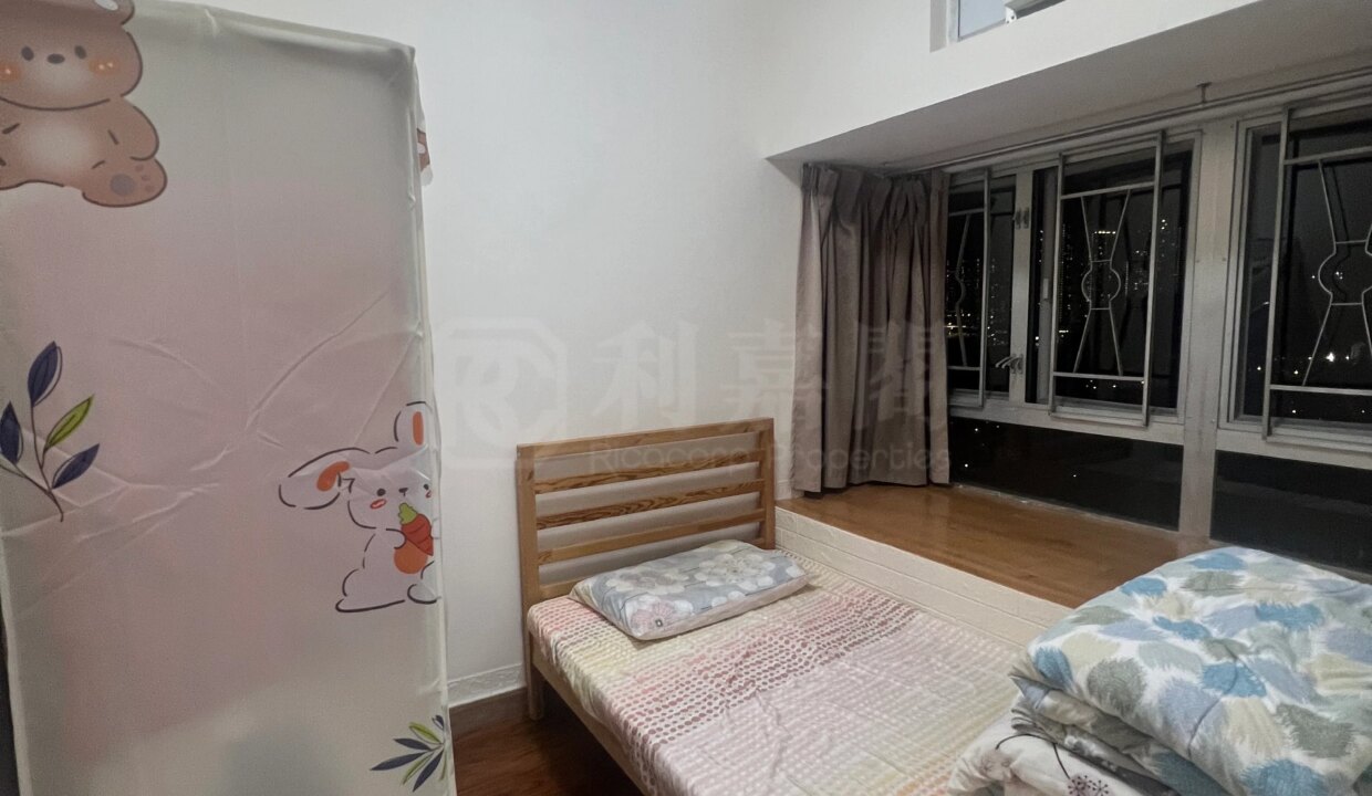 5bd41964-2daa-41a1-8de1-6b4111cb14c4.jpeg