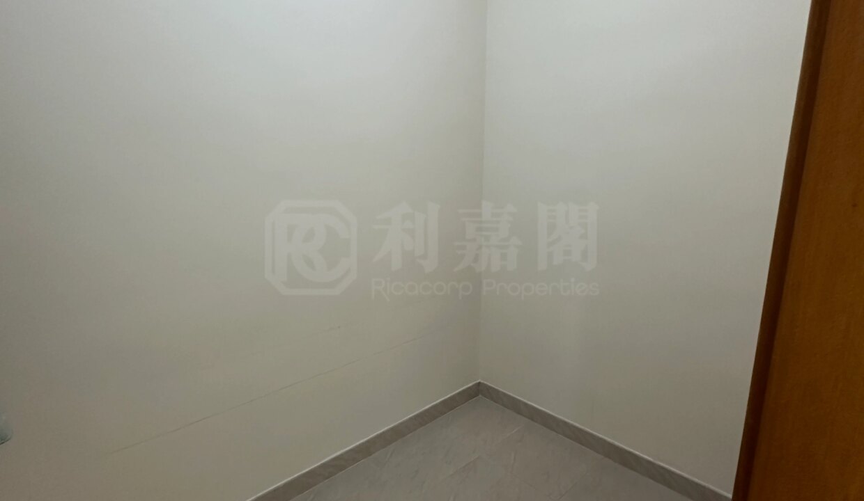 86075056-9b75-4695-b23d-40cbf61e5917.jpeg