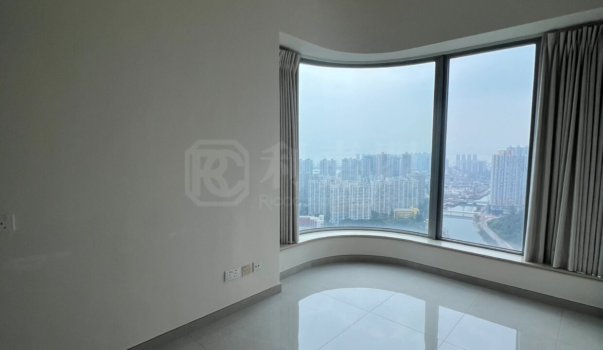 8c5ad31d-c6f2-40e6-a009-bcc2d513cd43.jpeg