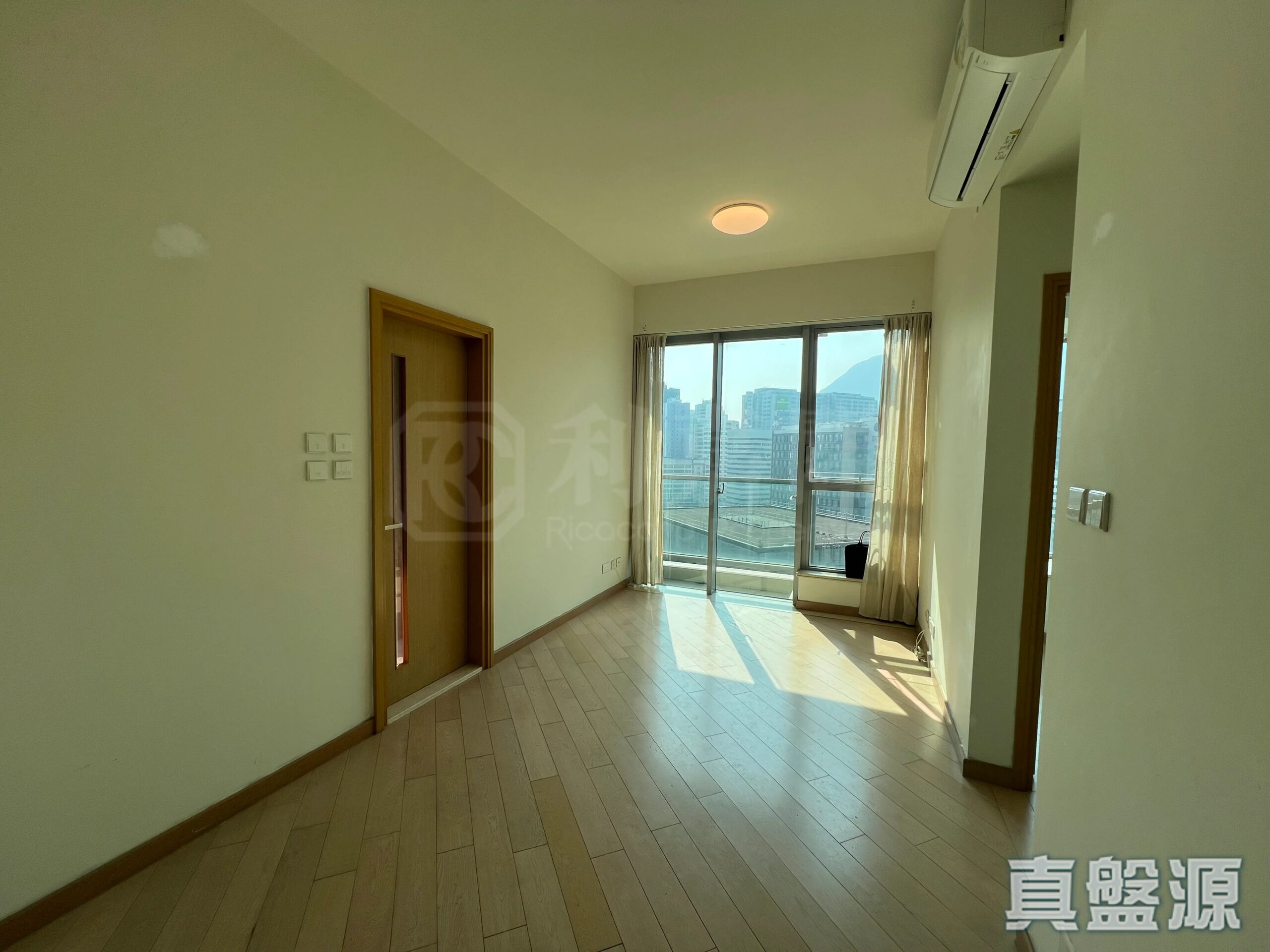 瓏門 2期 8座