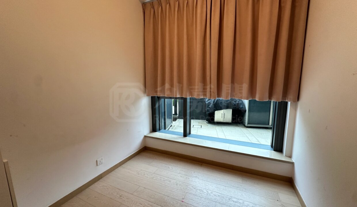 d558a025-db46-4462-87bd-9c9bdb93cb62.jpeg