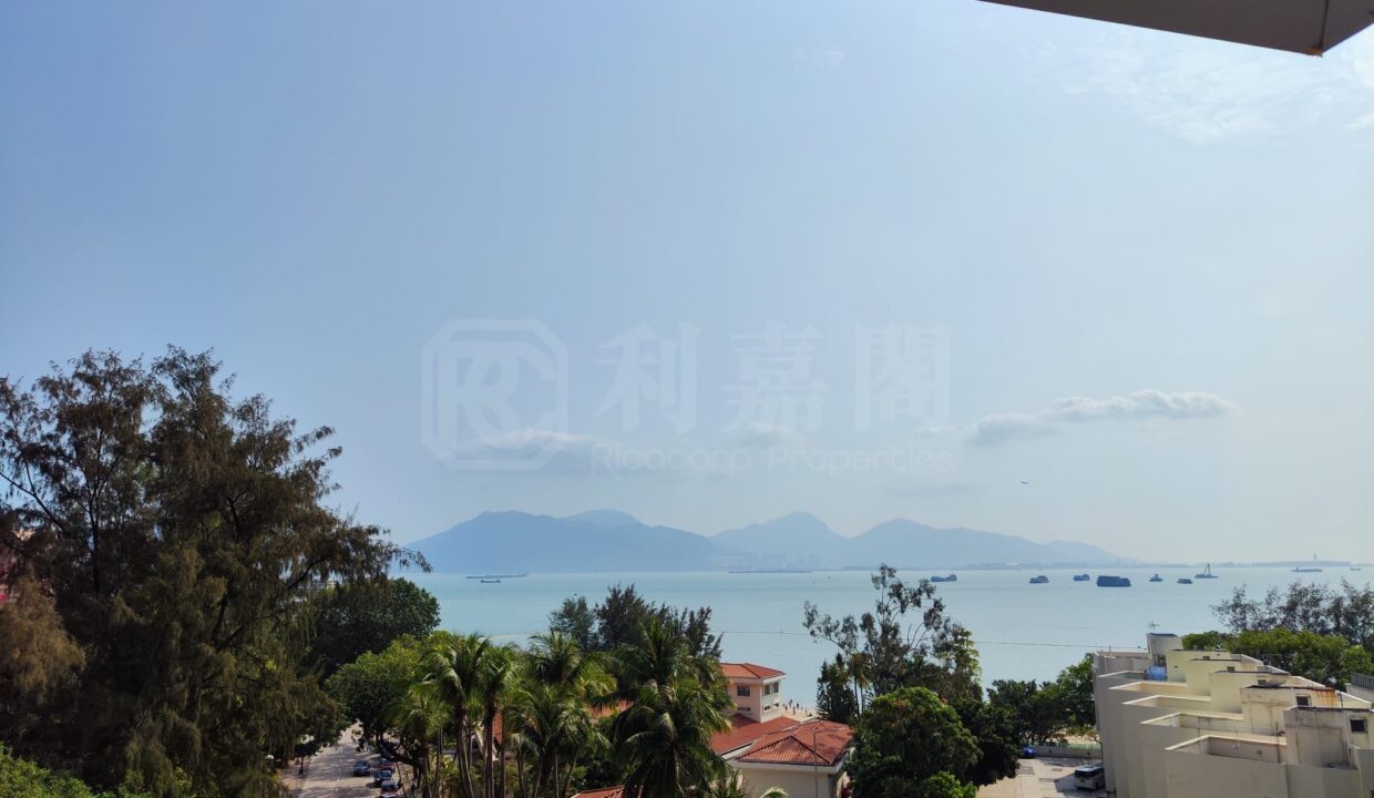 634b9b58-bccc-4823-b1cf-649572bc61db.jpeg
