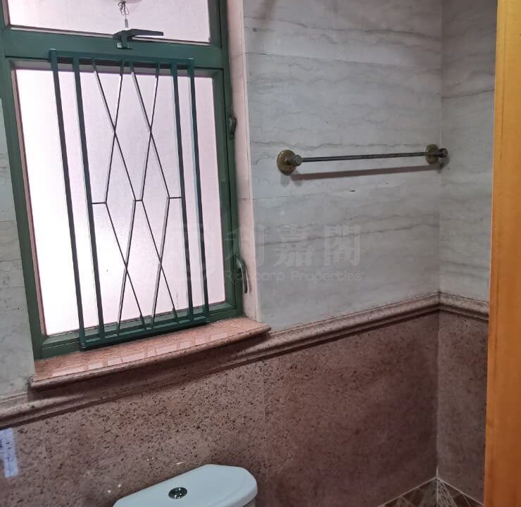 705d442d-2d9c-4681-9cb2-d521dae26754.jpeg