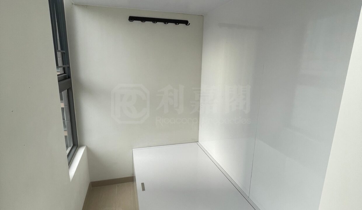 7fc3971c-b0bf-4090-aebb-aed5265de185.jpeg