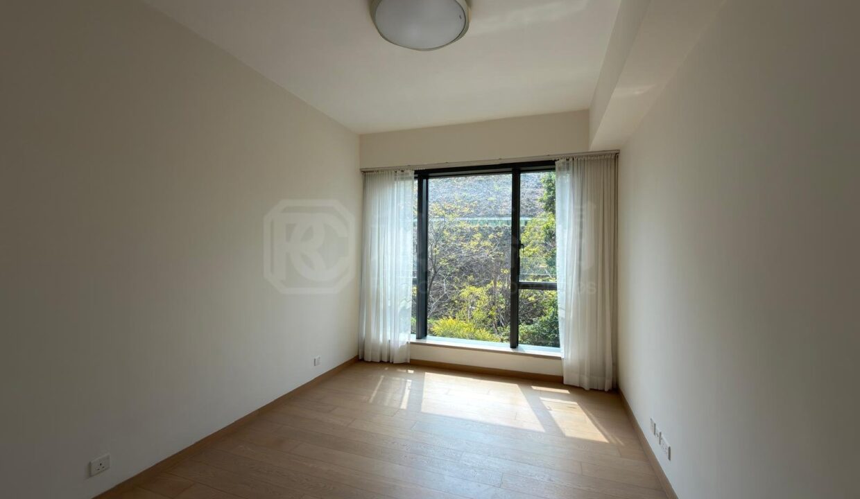 8cd7e217-91d5-4f8f-a8fb-88a1fd7b2a5e-2.jpeg