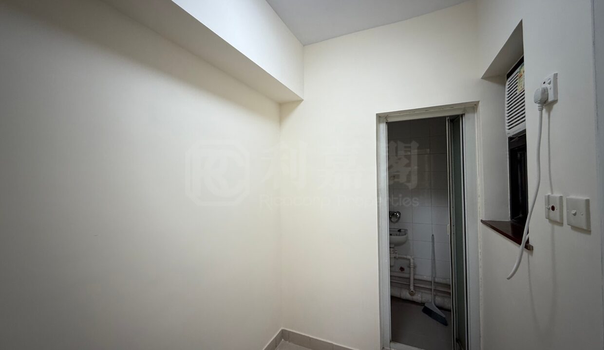 9dcb0487-920e-4939-859f-30e446d8afda.jpeg