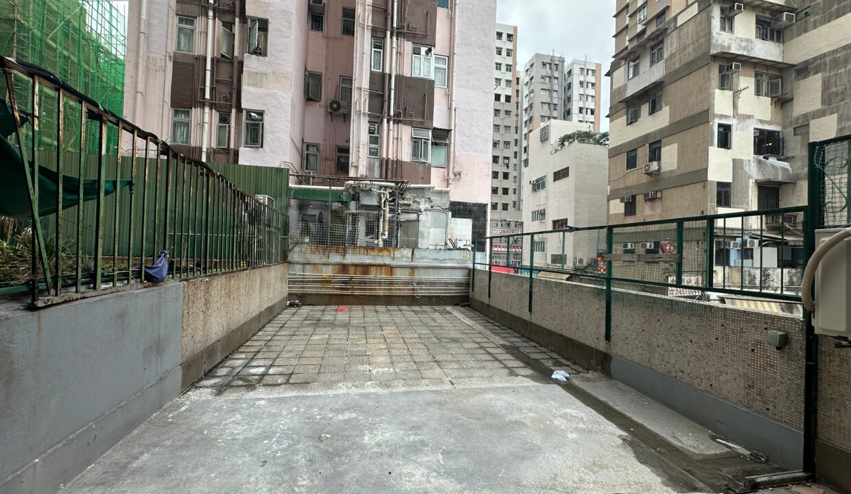 a01c82ab-aa8a-473b-9152-f86afa2cdac4.jpeg