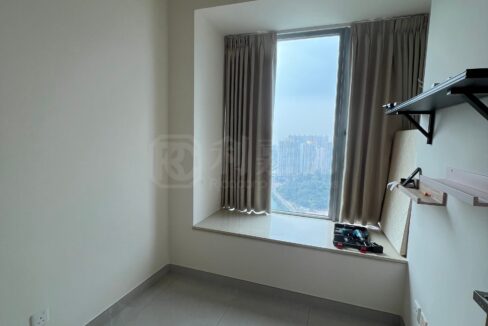 c0ebe8d0-41e2-4da4-9ca9-f0e365ad192a.jpeg