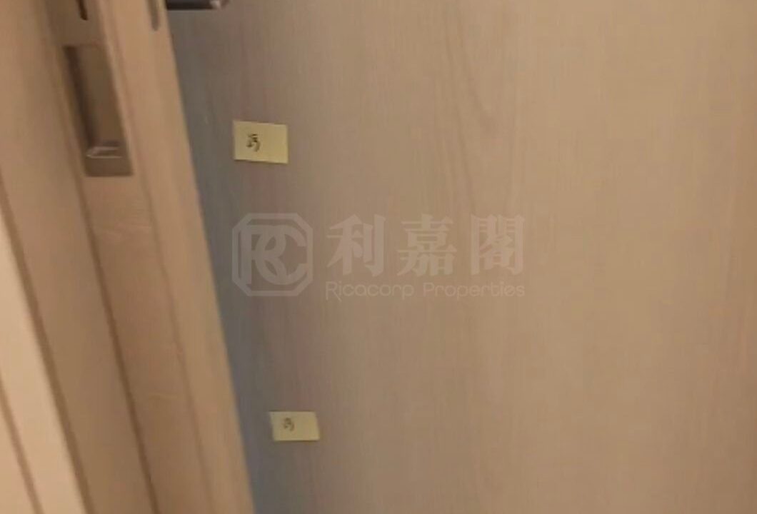 c1e86695-2ffe-4f47-b068-e10968c963fa.jpeg