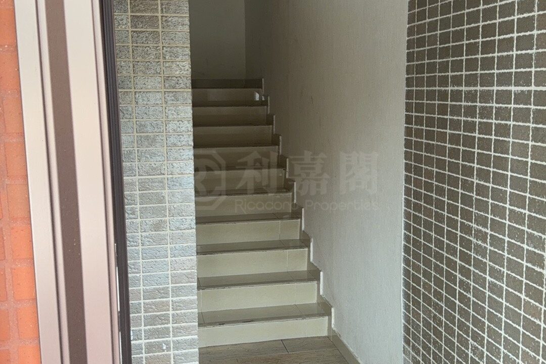 dc939408-e1bd-48ff-aa24-1066545dabe2.jpeg