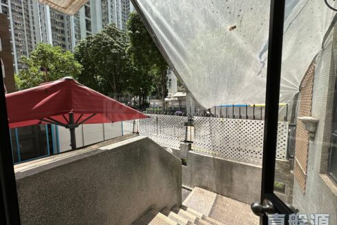 e0028738-2f3c-484b-8e84-a7e1a1057fec.jpeg