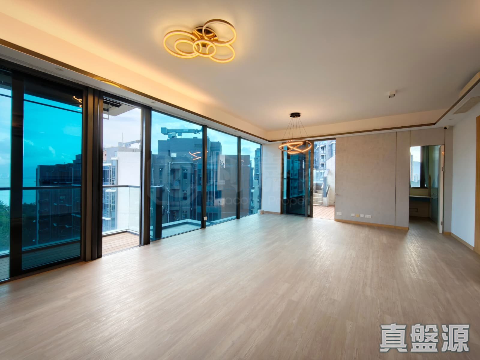 滿名山 滿庭 9座
