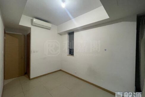 2e1724bb-e9ac-41e0-a199-95db64924a6a