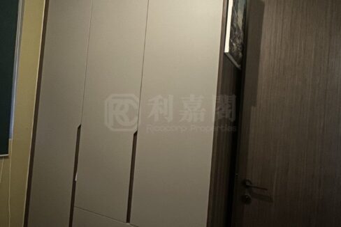 6d19bd12-b602-4836-8291-be79af5389fa