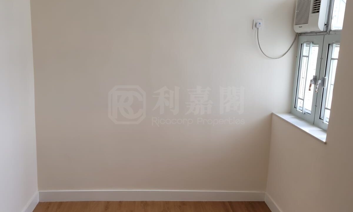 6ff3257d-fcc3-4ace-ad28-6555258de032