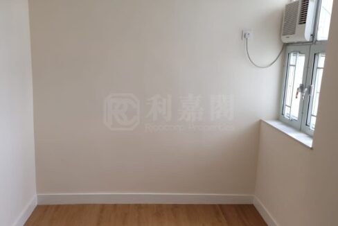6ff3257d-fcc3-4ace-ad28-6555258de032
