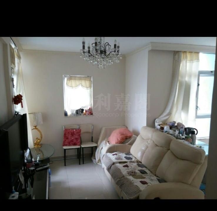 89f1ebeb-6268-4cdf-b74c-722c654c74bb