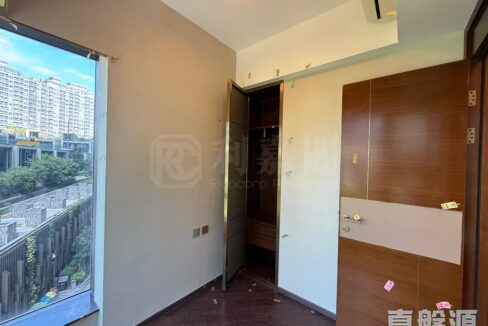 8dca2947-2283-46ca-9976-817f87acff63