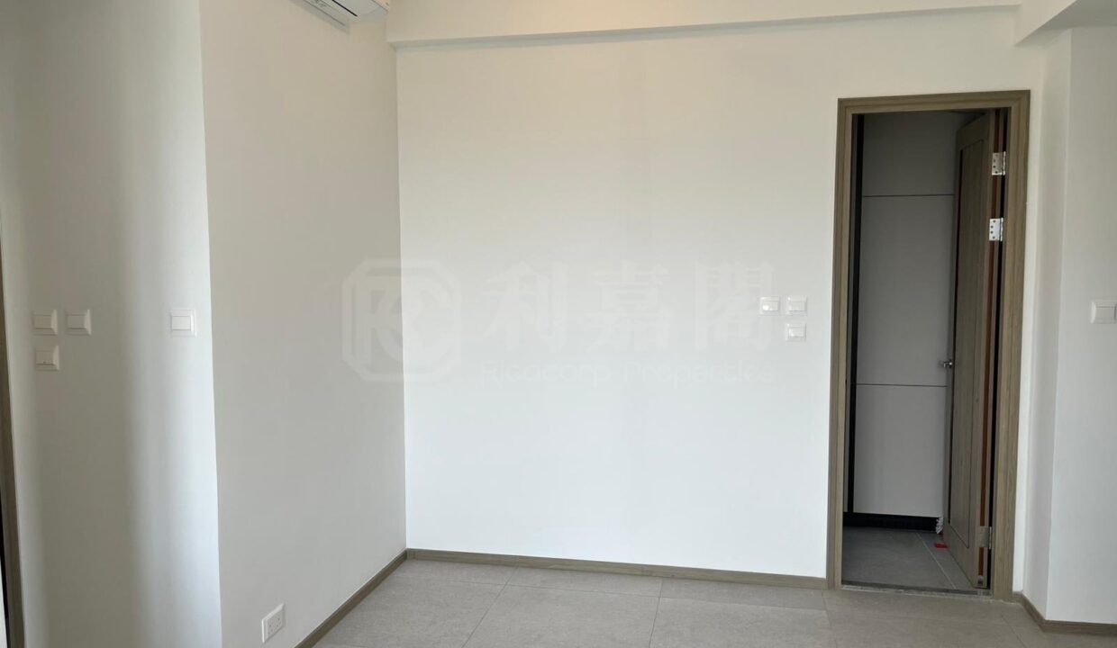 c1ed7b8e-6a93-4634-aea6-51df112e7868
