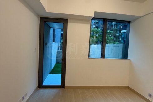 c9d978ea-1ab3-4dbb-854c-957483a15b37