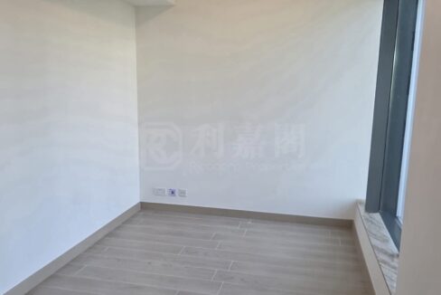e4d7a303-f69b-4fc1-ae59-7f14a804b589