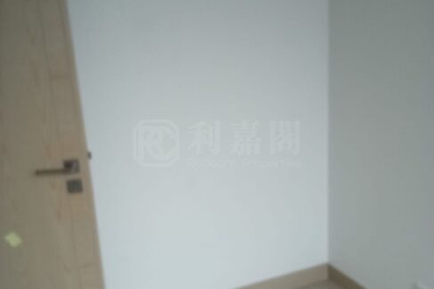 ea92874e-d26d-420a-ba14-7ab792cb1b68
