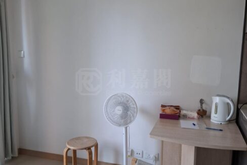 f90b21e7-444a-43f9-87f1-6da66c742a03