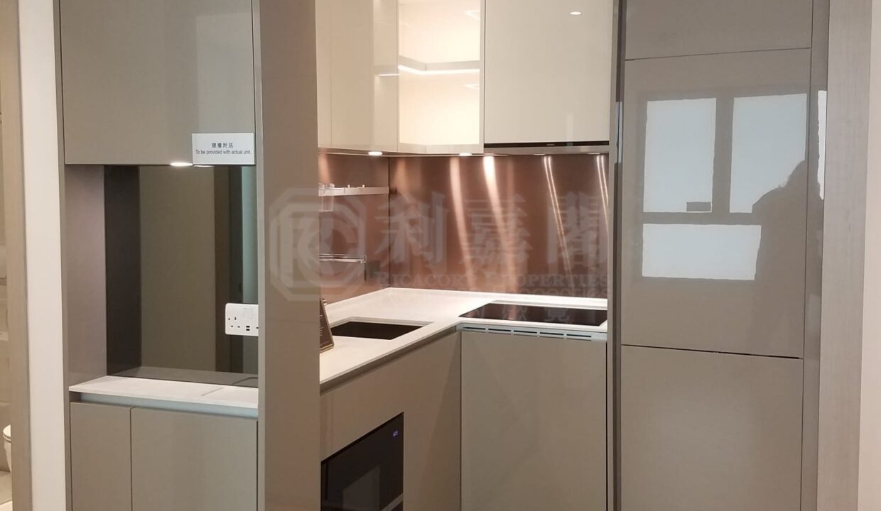 fdae018e-ac4a-4fc8-9048-2d4b377d9470