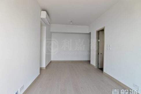 fe5ff1cf-9327-406b-a3cd-445dd50405fb